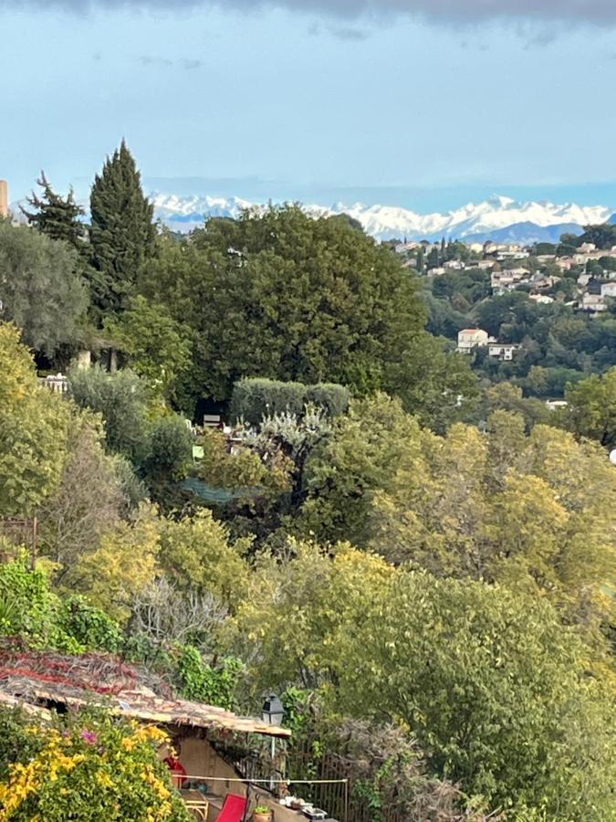 Apartamento Bed & Breakfast Les Hauts De Cagnes Vue Mer Et Montagne Exterior foto
